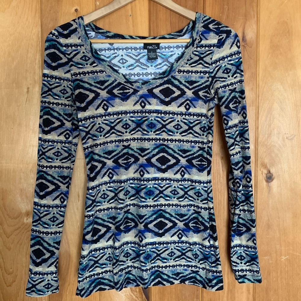 Soft long sleeve shirt with design